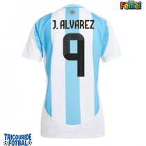 Echipament fotbal Argentina Julian Alvarez #9 Tricou Acasa Copa America 2024 pentru femei maneca scurta