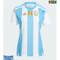 Echipament fotbal Argentina Tricou Acasa Copa America 2024 pentru femei maneca scurta