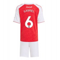 Echipament fotbal Arsenal Gabriel Magalhaes #6 Tricou Acasa 2025-26 pentru copii maneca scurta (+ Pantaloni scurti)