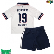 Echipament fotbal Bayern Munich Alphonso Davies #19 Tricou Deplasare 2026-27 pentru copii maneca scurta (+ Pantaloni scurti)