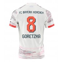 Echipament fotbal Bayern Munich Leon Goretzka #8 Tricou Deplasare 2025-26 maneca scurta