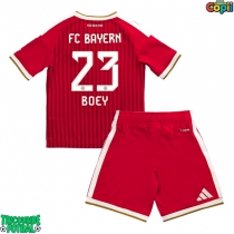 Echipament fotbal Bayern Munich Sacha Boey #23 Tricou Acasa 2026-27 pentru copii maneca scurta (+ Pantaloni scurti)