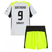 Echipament fotbal Borussia Dortmund Serhou Guirassy #9 Tricou Deplasare 2025-26 pentru copii maneca scurta (+ Pantaloni scurti)