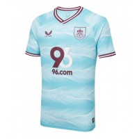 Echipament fotbal Burnley Lesley Ugochukwu #8 Tricou Deplasare 2025-26 maneca scurta