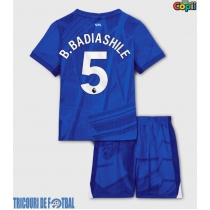Echipament fotbal Chelsea Benoit Badiashile #5 Tricou Acasa 2025-26 pentru copii maneca scurta (+ Pantaloni scurti)