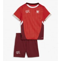 Echipament fotbal Elveţia Tricou Acasa European 2024 pentru copii maneca scurta (+ Pantaloni scurti)