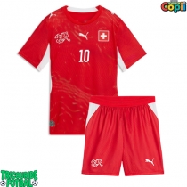 Echipament fotbal Elveția Granit Xhaka #10 Tricou Acasa Mondial 2026 pentru copii maneca scurta (+ Pantaloni scurti)