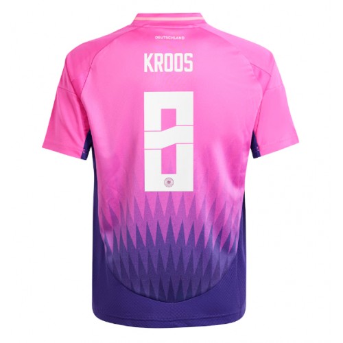 Echipament fotbal Germania Toni Kroos #8 Tricou Deplasare European 2024 maneca scurta Echipament fotbal Germania Toni Kroos #8 Tricou Deplasare European 2024 maneca scurta
