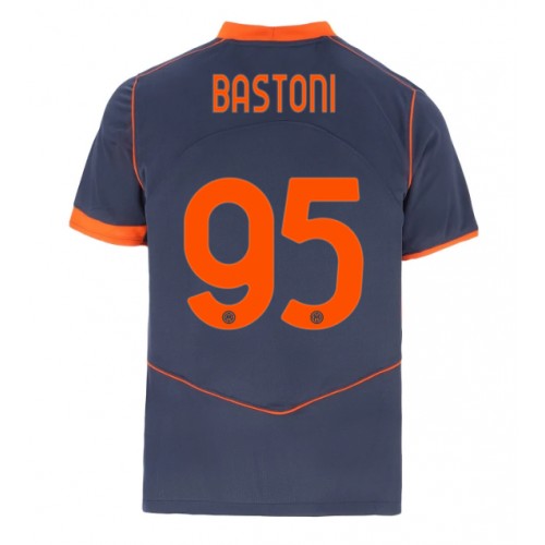 Echipament fotbal Inter Milan Alessandro Bastoni #95 Tricou Treilea 2025-26 maneca scurta Echipament fotbal Inter Milan Alessandro Bastoni #95 Tricou Treilea 2025-26 maneca scurta