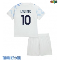 Echipament fotbal Inter Milan Lautaro Martinez #10 Tricou Deplasare 2025-26 pentru copii maneca scurta (+ Pantaloni scurti)