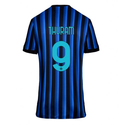 Echipament fotbal Inter Milan Marcus Thuram #9 Tricou Acasa 2025-26 pentru femei maneca scurta Echipament fotbal Inter Milan Marcus Thuram #9 Tricou Acasa 2025-26 pentru femei maneca scurta