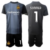 Echipament fotbal Inter Milan Yann Sommer #1 Portar Tricou Acasa 2025-26 pentru copii maneca scurta (+ Pantaloni scurti)