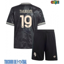 Echipament fotbal Juventus Khephren Thuram #19 Tricou Treilea 2025-26 pentru copii maneca scurta (+ Pantaloni scurti)