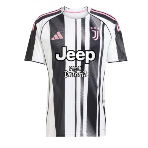 Echipament fotbal Juventus Lloyd Kelly #6 Tricou Acasa 2025-26 maneca scurta Echipament fotbal Juventus Lloyd Kelly #6 Tricou Acasa 2025-26 maneca scurta