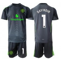 Echipament fotbal Manchester United Altay Bayindir #1 Portar Tricou Deplasare 2025-26 pentru copii maneca scurta (+ Pantaloni scurti)