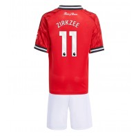 Echipament fotbal Manchester United Joshua Zirkzee #11 Tricou Acasa 2025-26 pentru copii maneca scurta (+ Pantaloni scurti)