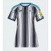 Echipament fotbal Newcastle United Tino Livramento #2 Tricou Acasa 2026-27 pentru femei maneca scurta