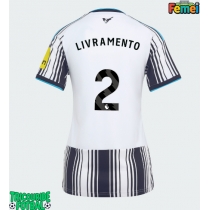 Echipament fotbal Newcastle United Tino Livramento #2 Tricou Acasa 2026-27 pentru femei maneca scurta