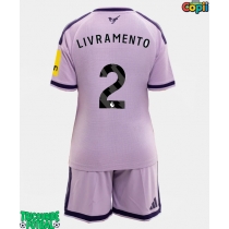 Echipament fotbal Newcastle United Tino Livramento #2 Tricou Treilea 2026-27 pentru copii maneca scurta (+ Pantaloni scurti)