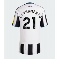 Echipament fotbal Newcastle United Tino Livramento #21 Tricou Acasa 2025-26 pentru femei maneca scurta