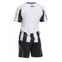 Echipament fotbal Newcastle United Tricou Acasa 2025-26 pentru copii maneca scurta (+ Pantaloni scurti)