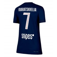Echipament fotbal Paris Saint-Germain Khvicha Kvaratskhelia #7 Tricou Acasa 2025-26 pentru femei maneca scurta