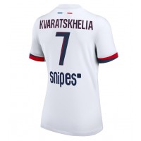 Echipament fotbal Paris Saint-Germain Khvicha Kvaratskhelia #7 Tricou Deplasare 2025-26 pentru femei maneca scurta