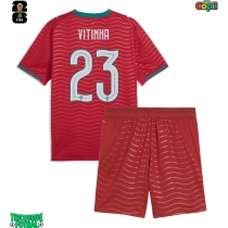 Echipament fotbal Portugalia Vitinha #23 Tricou Acasa Mondial 2026 pentru copii maneca scurta (+ Pantaloni scurti)