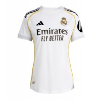 Echipament fotbal Real Madrid Eduardo Camavinga #6 Tricou Acasa 2025-26 pentru femei maneca scurta