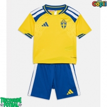 Echipament fotbal Suedia Tricou Acasa Mondial 2026 pentru copii maneca scurta (+ Pantaloni scurti)