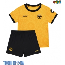 Echipament fotbal Wolves Jorgen Strand Larsen #9 Tricou Acasa 2025-26 pentru copii maneca scurta (+ Pantaloni scurti)